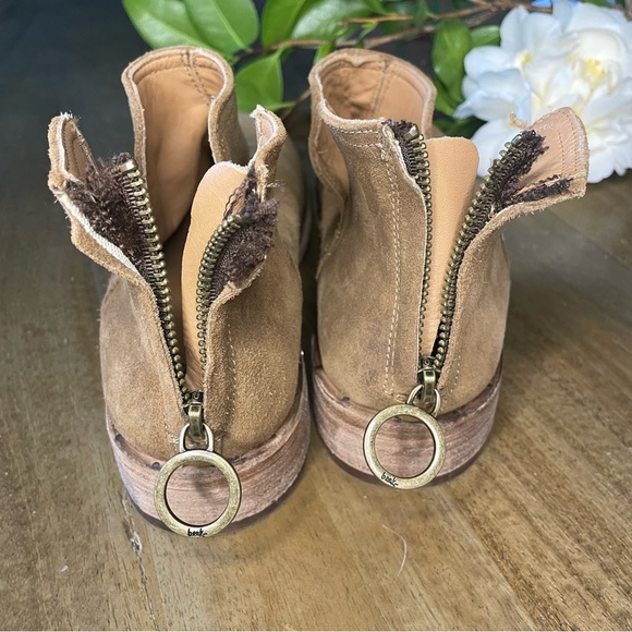 beek.. Falcon Suede Ankle Bootie - Picture 6 of 16